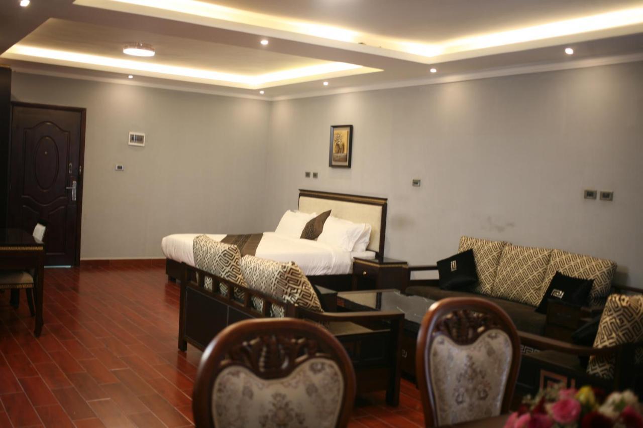 Yadonay Hotel Addis Ababa Dış mekan fotoğraf